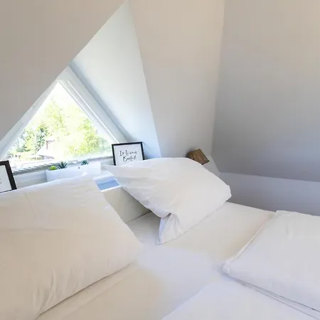Holiday home Doppelhaushaelfte Meerweh *